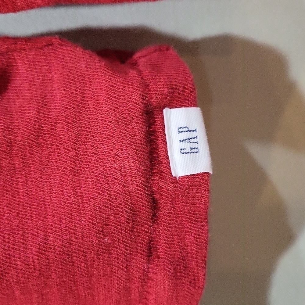 Gap Disney Mickey long sleeve tshirt Red size 5T Vintage look - Picture 2 of 4